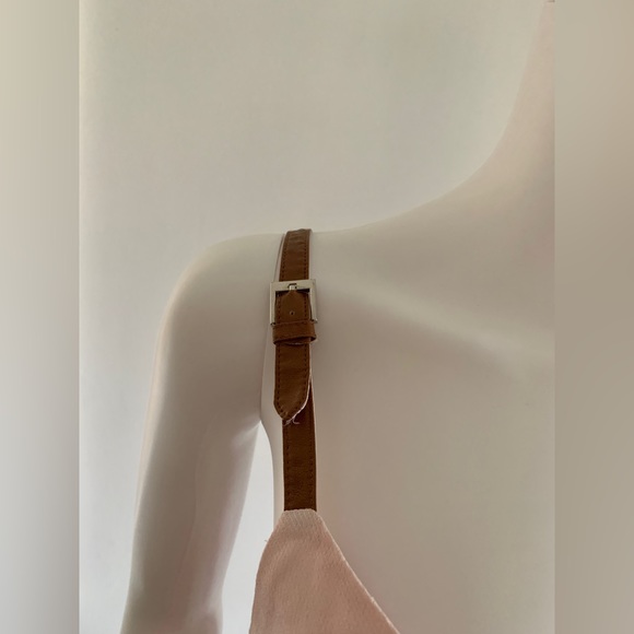 NWOT Marciano Alexcia Tank in Mauve Chalk - Picture 3 of 6